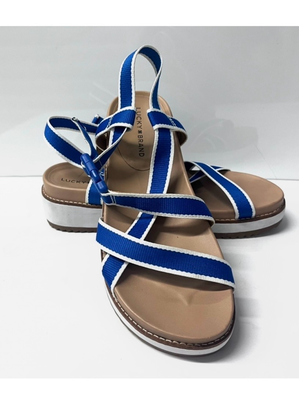 Lucky Brand Blue and White Strappy Platform Sandals Size 9.5 Flatform
